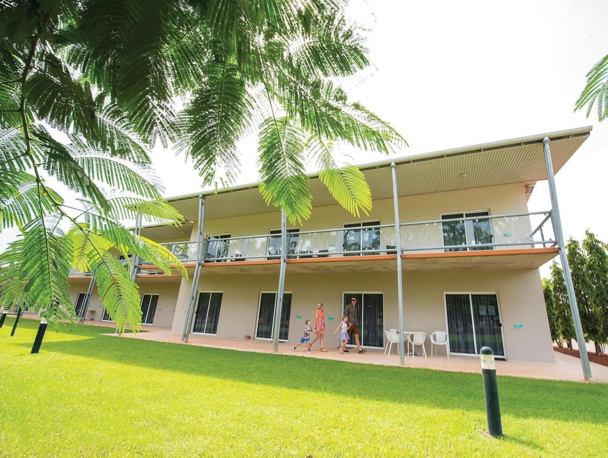 Club Tropical Resort Darwin Exterior photo